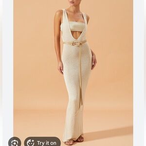 NWOT Flook Azaya Dreee in beige/cream